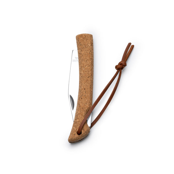 A navalha de aço inoxidável com cabo de cortiça é uma ferramenta versátil e prática com um toque natural e ecológico