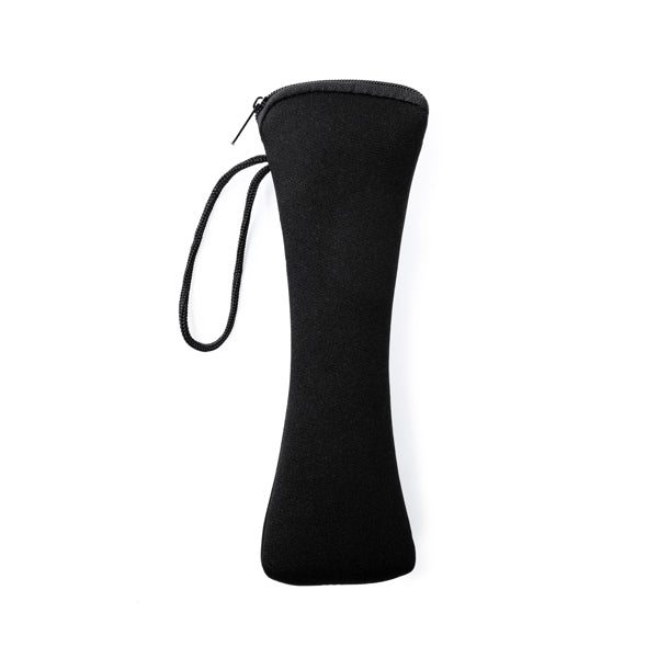 Fantástico conjunto de talheres em aço inoxidável apresentado num prático estojo de neoprene