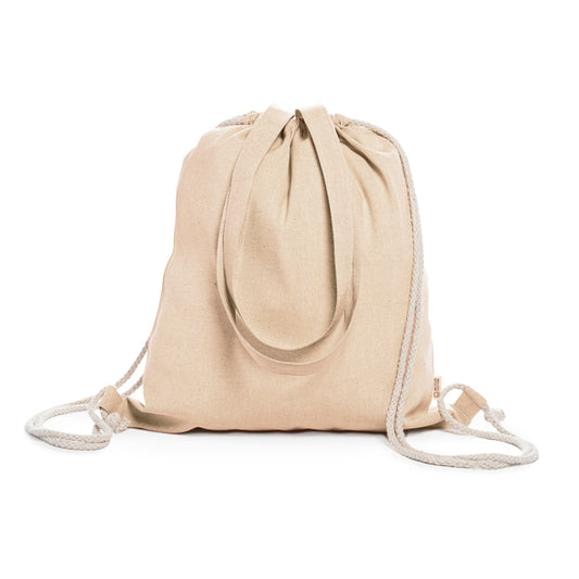 Mochila com cordão confeccionada em 100% algodão reciclado com acabamento mosqueado, com alças de 70 cm de comprimento e cordões em cor natural